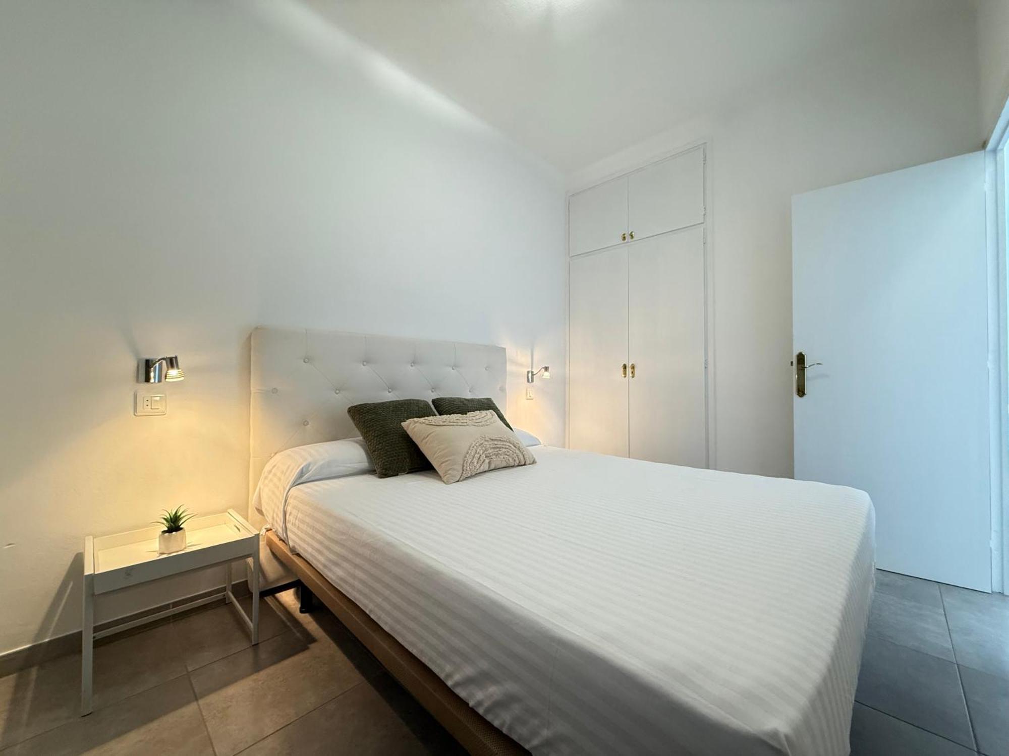 Agi Macia Centro Apartment Roses Exterior photo